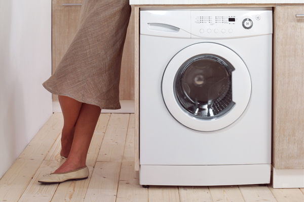 Como economizar água com sua máquina de lavar roupas